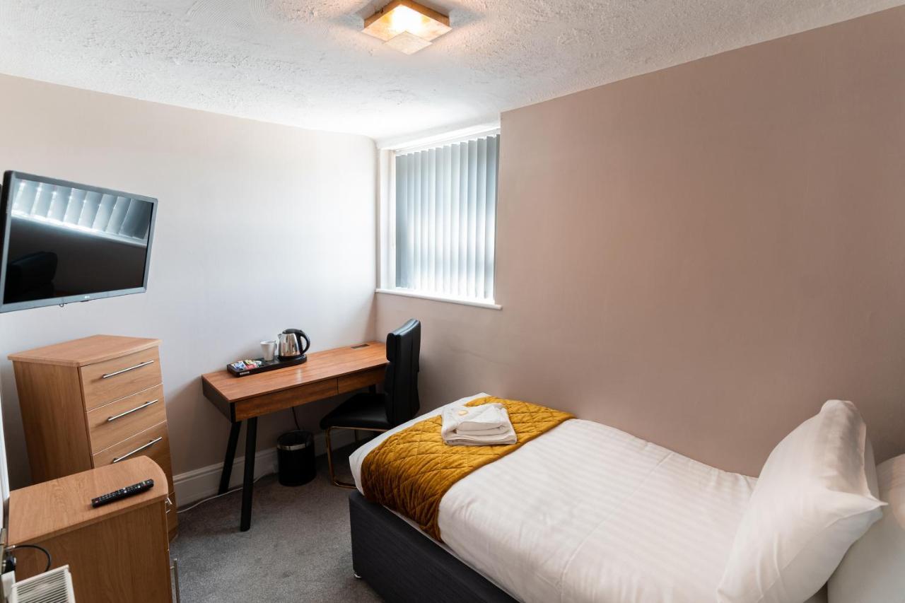 The Pier Hotel Eastbourne Bagian luar foto