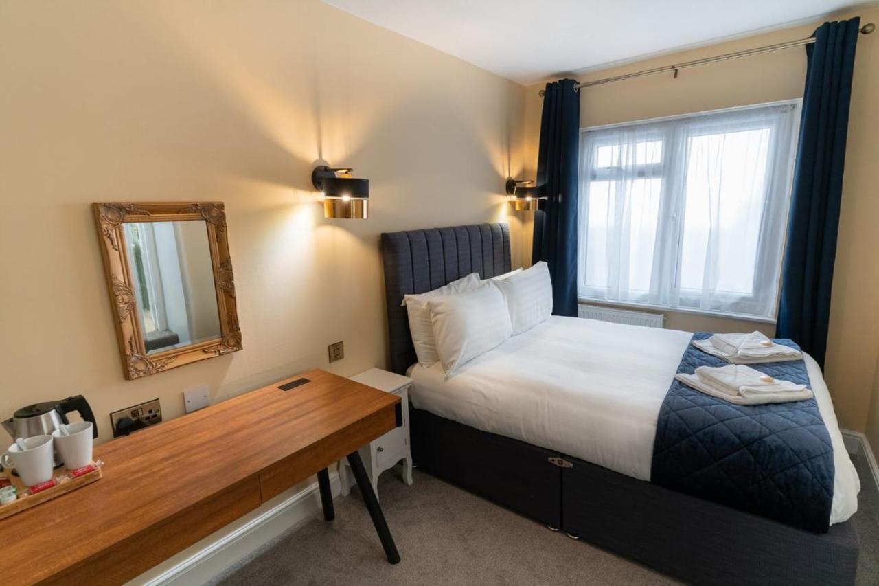 The Pier Hotel Eastbourne Bagian luar foto