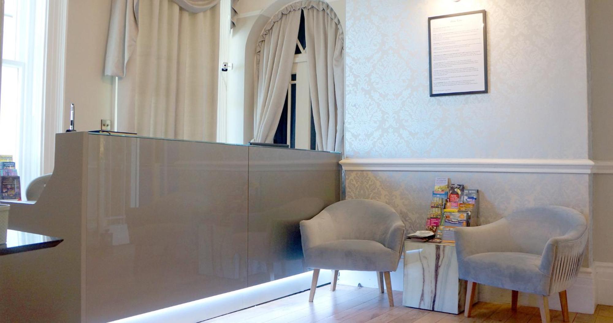 The Pier Hotel Eastbourne Bagian luar foto