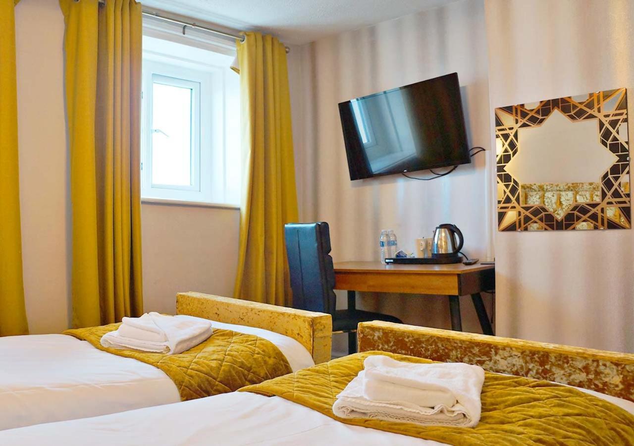 The Pier Hotel Eastbourne Bagian luar foto