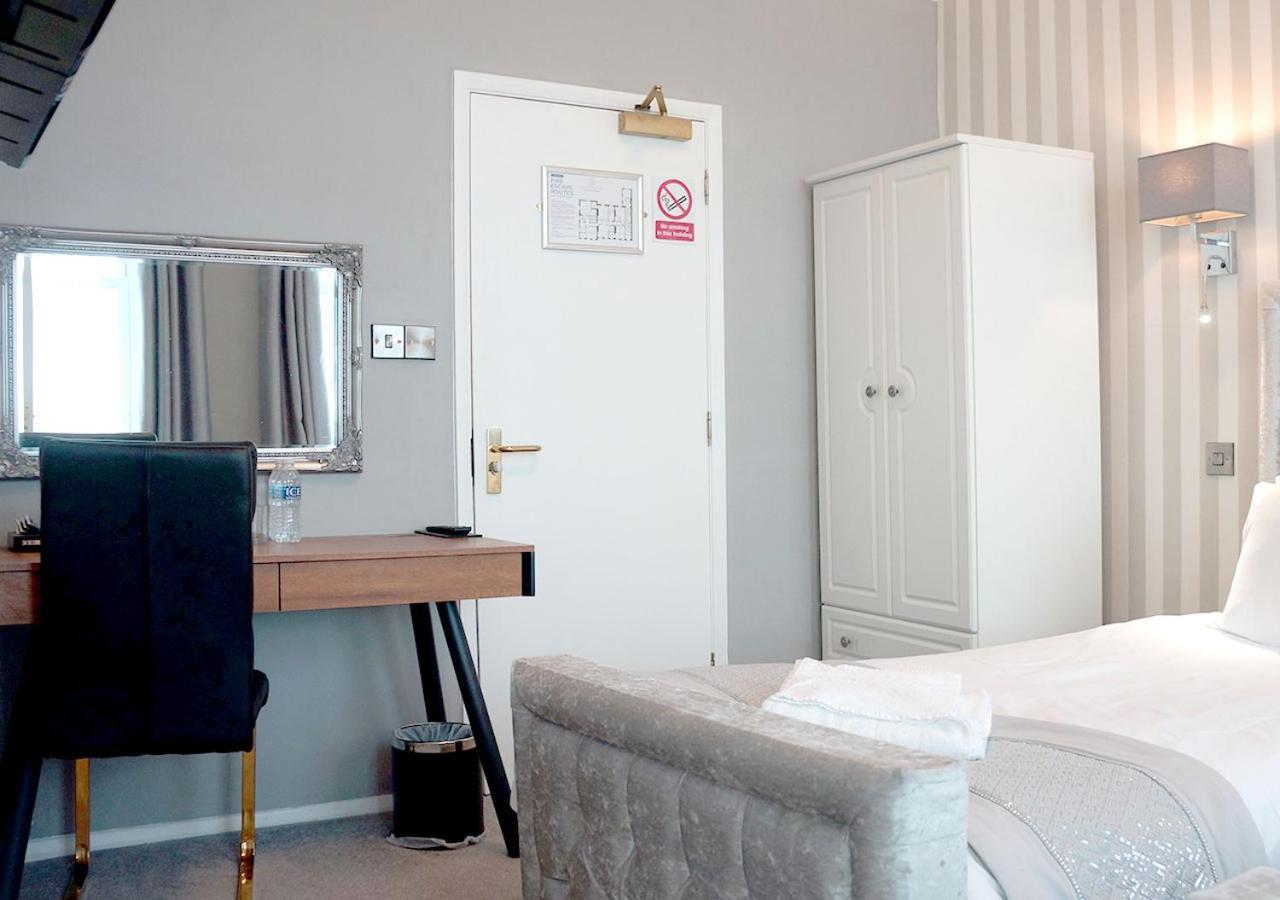The Pier Hotel Eastbourne Bagian luar foto