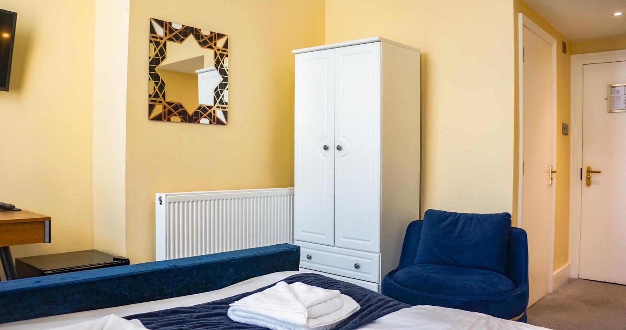 The Pier Hotel Eastbourne Bagian luar foto