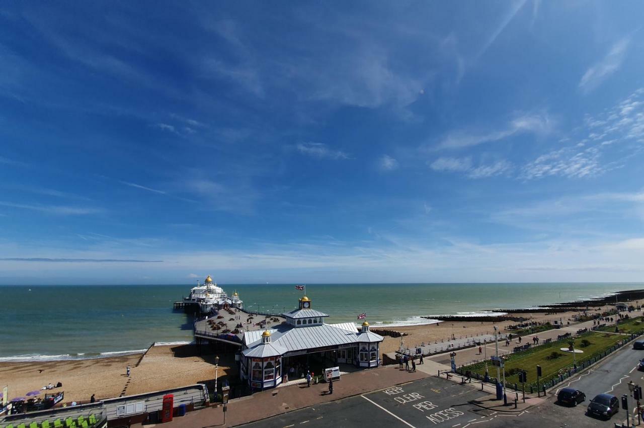 The Pier Hotel Eastbourne Bagian luar foto